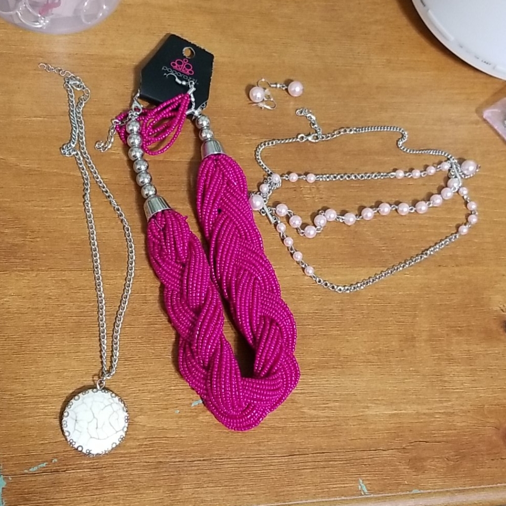 Paparazzi necklaces